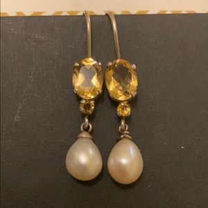 Yellow drop earrings with pearls